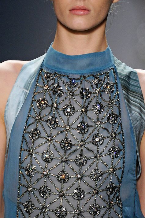 Vera Wang Haute Couture Embroidery, Haute Couture Details, Embellishment Details, Tambour Embroidery, Couture Embroidery, Couture Details, Embroidery Fashion, Embroidery Dress, Embroidery Details