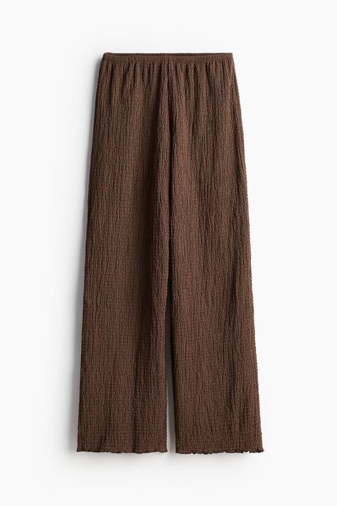 Wide Crinkled Pants - High waist - Long - Dark brown - Ladies | H&M CA 1 Caribbean Outfits, Kids Activewear, Baby Outerwear, Blouse Jeans, Cardigan Sweater Jacket, Maternity Swimwear, Jean Accessories, Fitted Trousers, Wide Legs