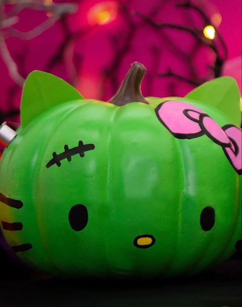 Hello Kitty Punkin Painting, Hellokitty Pumpkin Ideas, Pimkin Paint Ideas, Zombie Hello Kitty Pumpkin, Pumkin Paintings Idea Cute Hello Kitty, Devil Pumpkin Painting, Mimi Pumpkin Painting, Painted Hello Kitty Pumpkin, Ideas To Paint Your Pumpkin