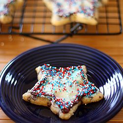 Chocolate Chip Cut-Out Cookies - a fun twist on sugar cookies Cut Out Cookie Recipe, Cookie Cookbook, Make Chocolate Chip Cookies, Crazy Cookies, Frozen Chocolate, Best Christmas Cookies, Delicious Cookie Recipes, Melting Chocolate Chips, Cookie Frosting