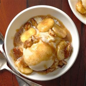 Bananas Foster Sundaes Recipe -I have wonderful memories of eating Bananas Foster in New Orleans, and as a dietitian, wanted to find a healthier version. I combined the best of two recipes and added my own tweaks to create this Southern treat. —Lisa Varner, Charleston, South Carolina Banana Foster Ice Cream, 15 Minute Desserts, Sundae Recipes, Eating Bananas, Bananas Foster, Comfort Food Southern, Cream Desserts, Ice Cream Desserts, Chicken And Dumplings