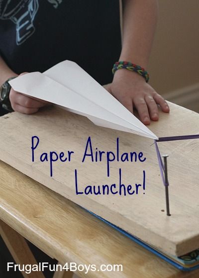 How to build a simple paper airplane launcher.  This takes ordinary airplanes to a whole new level! Paper Airplane Launcher, Airplane Launcher, Kid Science, Steam Activities, Engineering Projects, Paper Airplane, Stem Challenges, Stem Projects, Paper Airplanes