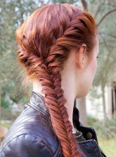 6 Fabulous Katniss Braid Hairstyles for Girls to Copy Katniss Everdeen Hairstyles, Curly Braid Hairstyles, Katniss Everdeen Braid, Katniss Hair, Easy Teen Hairstyles, Katniss Braid, Curly Braid, Long Shag Hairstyles, Side French Braids