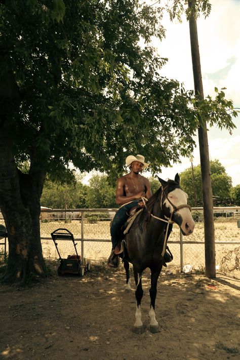 Country Black Men, Southern Photoshoot Ideas, Ranchero Aesthetic, Black Cowboys Aesthetic, Black Cowboy Photoshoot, Black Cowboy Aesthetic, Latino Cowboy Aesthetic, Cowboy Carter Aesthetic, Black Cowgirl Aesthetic