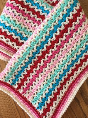 I have been wanting to make a granny and v-stitch blanket for a while so...here it is!  This is baby blanket that I came up with for ... Homemade Blankets, Crochet Blanket Stitch Pattern, Crocheted Afghans, Stitch Blanket, Crochet Afgans, Crochet Blanket Designs, Crochet Blanket Afghan, Baby Afghan Crochet, Manta Crochet