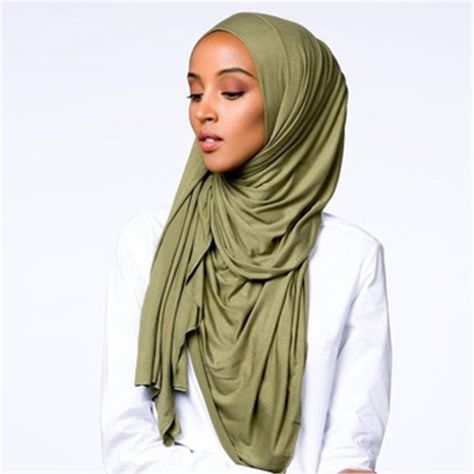 Jersey Scarf, Scarf Hijab, Hijab Trends, Jersey Hijab, Islamic Dress, Female Head, Head Wrap Scarf, Hijab Scarf, Islamic Clothing