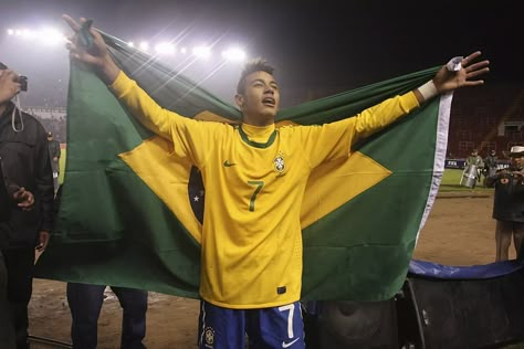 Neymar Falling, Young Neymar Jr, Young Neymar, Football Banners, Hard Photos, Aura Photo, Neymar Brazil, Hard Photo, Fb Banner