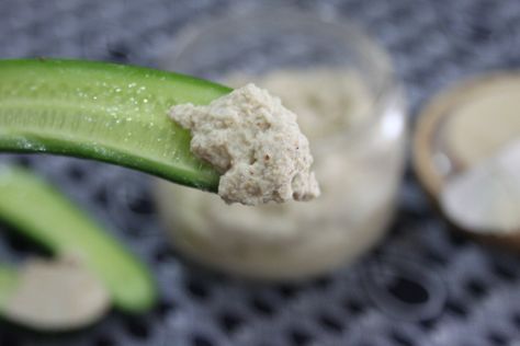 Using left over almond pulp after making almond milk, this is a great way to no waste your almonds. Making Almond Milk, Cucumber Sticks, Almond Pulp Recipes, Almond Cream Cheese, Almond Cheese, Pulp Recipe, Healthy Crackers, Make Almond Milk, Almond Milk Recipes