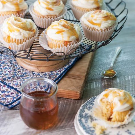 Honey Buttercream Frosting, Honey Frosting, Honey Buttercream, Honey Cupcakes, Cornmeal Muffins, Baking List, Sweet Cornbread, Butter Icing, Made For Each Other