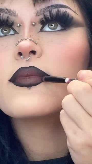 Corp Goth Makeup, Goth Lip Makeup, Goth Moodboard, Corp Goth, Egyptian Men, Alternative Makeup, Dope Makeup, Goth Women, Gothic Makeup