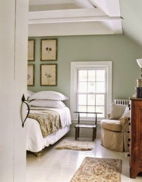 Benjamin Moore's 2015 Color of the Year (and Color Trends!) Guilford Green, Light Green Bedrooms, Cottage Bedrooms, Green Bedroom Walls, Green Bedroom Design, Writing Room, Wall Colours, Sage Green Bedroom, Room Green