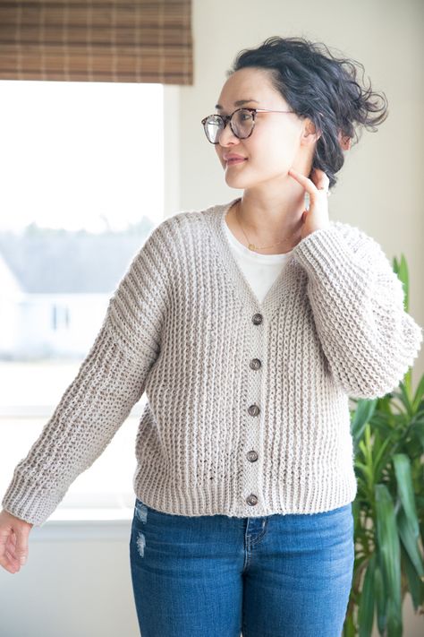 Crochet Ribbed Cardigan Pattern Free, Crochet Button Up Cardigan Pattern Free, Crochet Button Up Sweater Pattern Free, Crochet Cardigan For Beginners, Classy Crochet, Slip Stitches, Crochet Cardigan Free, Crochet Cardigan Pattern Free, Crochet Sweater Pattern Free