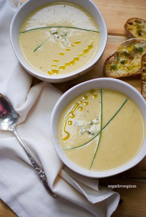 Romanesco Broccoli Soup- The smooth taste of the Romanesco broccoli and sour cream, enhanced by the holy trinity of carrots, onions and celery. Enhanced by herbs like bay leaves, chives and green onion, then elegantly flavored with just a touch of crumbled blue cheese. Romanesco Recipes, Romanesco Broccoli, Grilled Vegetable Recipes, Broccoli And Potatoes, Community Table, Stew Chicken Recipe, Ham And Beans, Broccoli Soup, Fall Soups