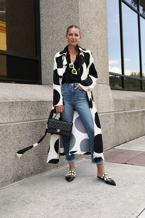 Blair Eadie Style, Casual Weekend Style, Dress Over Pants, Blair Eadie, Atlantic Pacific, Mode Kimono, Sunday Style, Fashion Sites, Looks Street Style