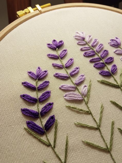 #handmade #embroidery #levender Lavender Embroidery, Purple Embroidery, Book Cover Artwork, Ankara Turkey, Punch Needle Patterns, Fish Wall Art, Embroidery Works, Pola Sulam, Handmade Embroidery