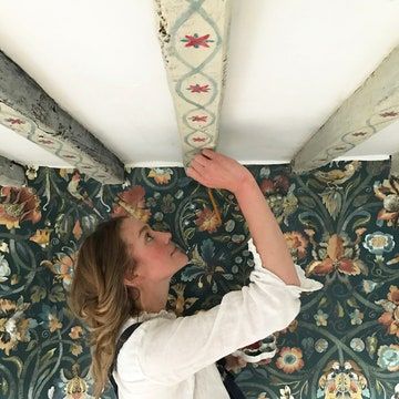 Tess Newall, Ugly Kitchen, Painted Bathroom, Victorian Townhouse, London House, Hand Painted Walls, Antique Fabrics, Painted Ceiling, House Garden