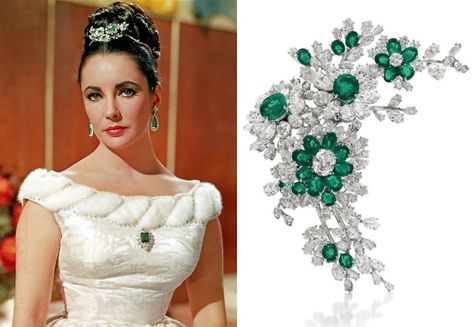 liz Elizabeth Taylor Jewelry, Diamond Flower Brooch, Expensive Diamond, Anne Boleyn, Jewelry Auction, Royal Jewels, Heart Shaped Diamond, Diamond Flower, Elizabeth Taylor