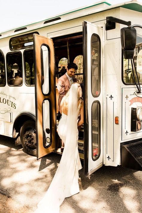 Trolley Wedding Photos Wedding Trolley Pictures, Trolley Wedding Photos, Trolley Pictures, Trolley Wedding, Wedding Trolley, Wedding Shot List, Missouri Wedding, St Louis Wedding, Wedding Shot