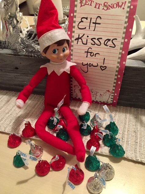 Elf Kisses Ideas, Elf Kisses, Awesome Elf On The Shelf Ideas, Elf Activities, Xmas Elf, Elf Antics, Elf Fun, Printable Ideas, Bag Topper