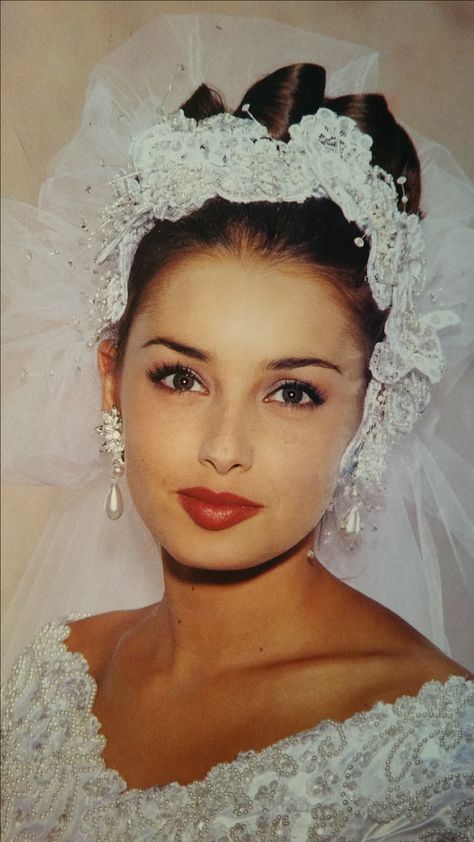 Demetrios 1992 Vintage Bridal Accessories, 90s Wedding Dress, Wedding Veil Vintage, Glam Wedding Makeup, Vintage Veils, Classy Wedding Dress, Vintage Wedding Photos, Wedding Dress With Veil, Dream Wedding Ideas Dresses