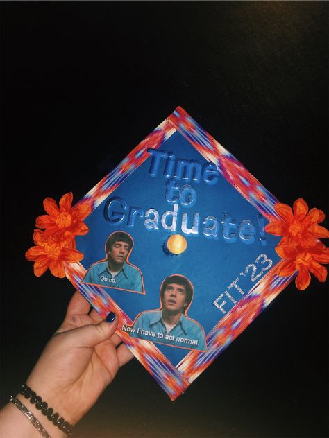 Dazed And Confused Graduation Caps, Hannah Montana Grad Cap, Tv Show Graduation Cap, Stranger Things Graduation Cap, Funny Graduation Caps, College Grad Cap Ideas, Grad Cap Decorated, Senior Szn, High School Graduation Cap