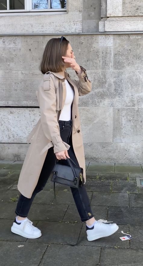 Ootd Frio, Paola Lopez, Outfits For Warm Weather, Express Clothing, Adrette Outfits, Winter Mode Outfits, Outfits For School, Mode Zara, Winter Fashion Outfits Casual