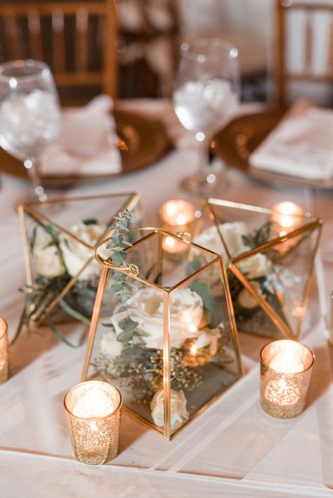 Gold Geometric Terrarium Wedding Centerpiece with garden floral and mercury glass votive holders // classic, boho, rustic Gold Terrarium, Candles And Flowers, Terrarium Wedding, Rustic Wedding Decorations, Tafel Decor, Decor Ikea, Unique Wedding Flowers, Copper Wedding, Geometric Terrarium