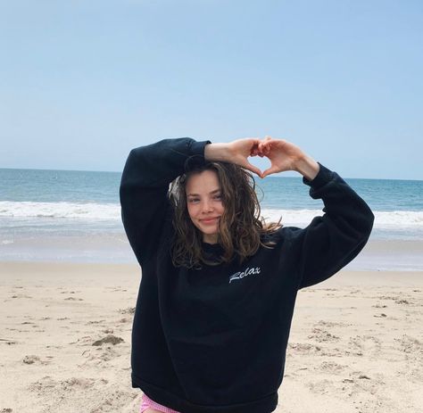 Walburga Black, Kristine Froseth, Alaska Young, Looking For Alaska, Pose Reference Photo, Teenage Dream, Instagram Inspo, The Ocean, Amazing Women