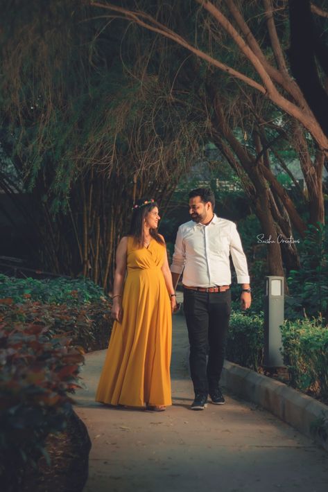 SAISHA CREATIONS,PUNE. 7887 718 718 Poses With Gown, Pre Maternity, Baby Shower Poses, Pregnancy Video, Shower Poses, Maternity Photos Outdoor, Indoor Maternity Shoot, Maternity Shoot Poses, Maternity Photo Poses