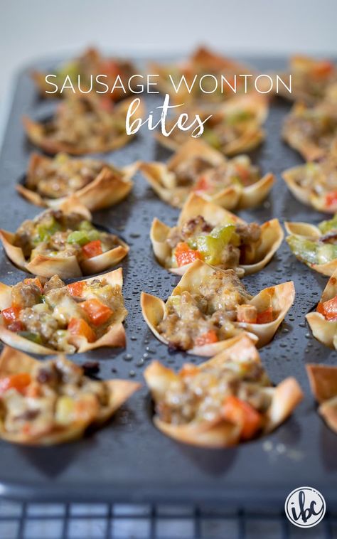 Wonton Cups Appetizers Sausage, Sausage And Cheese Wonton Bites, Wonton Wrapper Recipes Sausage, Sausage Wontons Cups, Sausage Ranch Wonton Cups, Wonton Sausage Cups, Wonton Wrapper Recipes Breakfast, Sausage Wonton Appetizers, Things To Make With Wonton Wrappers