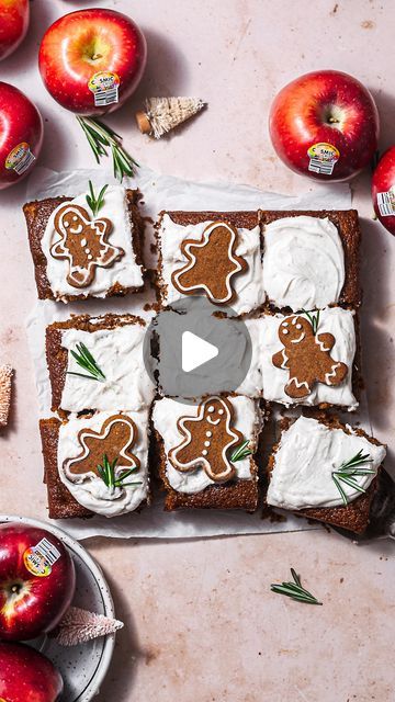 Emily Wise on Instagram: "Apple gingerbread snack cake with vanilla cream cheese frosting 🎄🍎 #ad This cake is made with Cosmic Crisp® apples from @superfreshgrowers, lots of flavorful spices like ground ginger, and rich molasses for a festive dairy free & vegan holiday dessert! The cake is fluffy and moist with the perfect fruity bite thanks to the Cosmic Crisp® apples inside. These apples have the best sweet yet tart taste and crunchy texture which makes them ideal for baking. . . . What You’ll Need: ◻️Molasses ◻️Sugar ◻️Applesauce ◻️Oil ◻️Vanilla ◻️All Purpose Flour ◻️Ginger, Cinnamon, Clove ◻️Baking Soda, Powder, Salt ◻️Cosmic Crisp® Apples from @superfreshgrowers ◻️Dairy Free Butter & Cream Cheese ◻️Powdered Sugar You can find the full recipe on Superfresh Growers’ recipe blog or my Gingerbread Crust Apple Pie, Easy Christmas Cake Recipe, Vegan Holiday Desserts, Vanilla Cream Cheese, Christmas Cakes Easy, Vanilla Cream Cheese Frosting, Vegan Holiday, Christmas Cake Recipes, Vegan Holidays