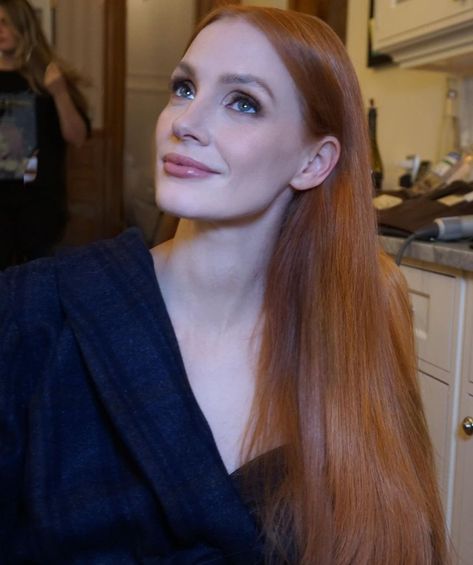 ؘ on Twitter: "thinking about her.… " Makeup For Red Hair, Jessica Chastain Oscar, Seven Husbands Of Evelyn Hugo, Evelyn Hugo, Jessica Chastain, The Seven, Redheads, Red Hair, Pretty People