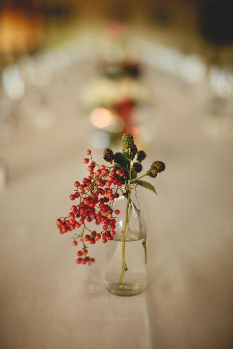 Brunch Tablescape, Single Flowers, Flowers To Make, Fall Brunch, Jam Jars, Christmas Flower Arrangements, Christmas Tablescape, Celebration Ideas, Australia Wedding