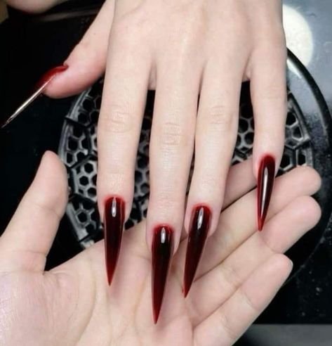 Louboutin Nails Stilleto, Goth Long Nails, Uppermoon Oc, Vampire Teeth Nails, Vampire Nails Aesthetic, Corpse Nails, Halloween Nails Vampire, Red Goth Nails, Dracula Nails