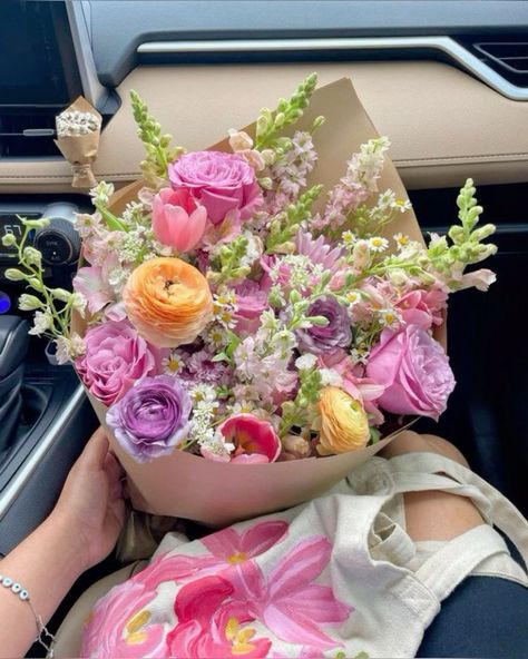 ❀ (@i3Moment) on X Flower Boquet, Boquette Flowers, Nothing But Flowers, Flower Therapy, Beautiful Bouquet Of Flowers, Happy Flowers, Pink Tulips, Little Flowers, Birthday Flowers