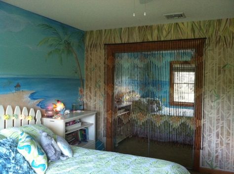 Hawaiian theme bedroom. Mural by Estelle Gomulka designsbyestelle.com Beachcore Bedroom, Island Theme Room, Beach Core Bedroom, Motel Summer Aesthetic, Tropical Aesthetic Room, H20 Bedroom, Tropical Core Aesthetic Room, Hawaiian Room Aesthetic, Tropical Room Aesthetic