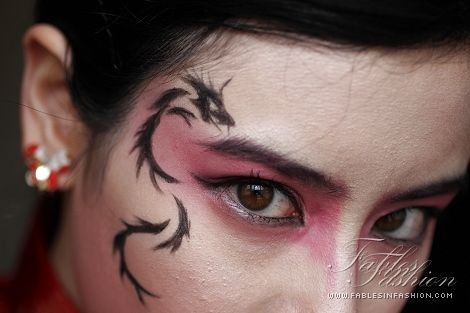 Simple Dragon Makeup, Halloween Ninja Makeup, Chinese New Year Face Paint, Chinese Halloween Makeup, Ninja Makeup Halloween Eye, Chinese New Year Makeup Look, Ninja Make Up, Chinese Halloween Costume, New Year Makeup Tutorial