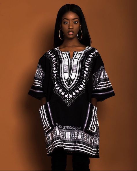 Dashiki Outfit, Nigerian Fashion Ankara, Dashiki Fashion, African Blouses, Ankara Clothing, Dashiki Shirt, Ankara Dress Styles, African Fashion Designers, Afrikaanse Mode