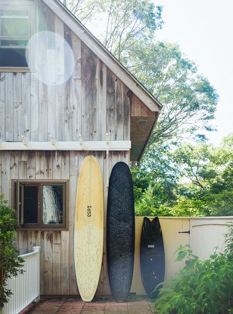 Surf Shacks, Materials Board, Beach Shacks, Ab Exercises, Surf House, Surf Shack, Beach Shack, Interiors Magazine, Diy House Projects