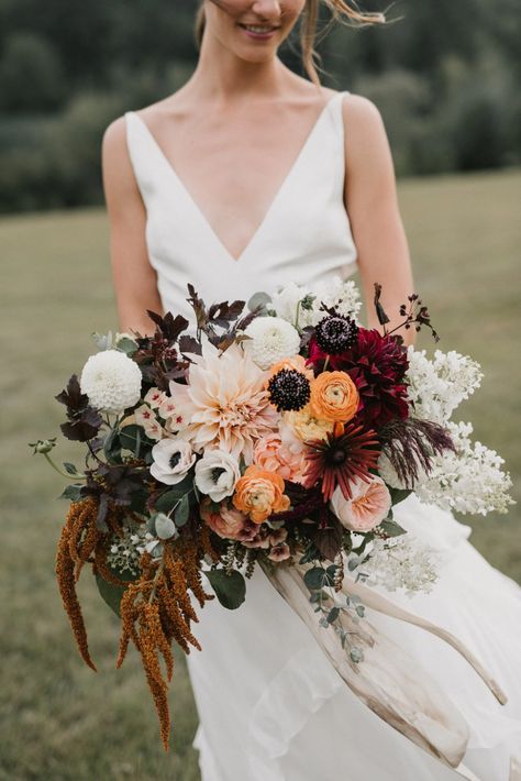 Wildflower Wedding Bouquet, Wedding Flowers Summer, Tahoe Wedding, Fall Wedding Bouquets, Fall Wedding Flowers, Wedding Inspiration Fall, Fall Wedding Colors, Wildflower Wedding, October Wedding