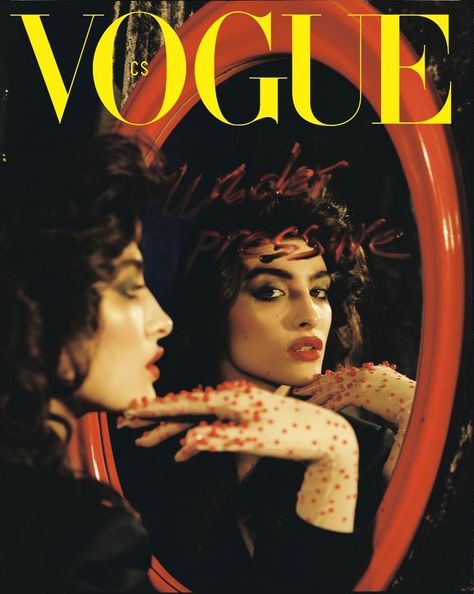 Magazine Cover Page, Magazine Design Cover, Vogue Magazine Covers, Photographie Portrait Inspiration, Fashion Magazine Cover, Fashion Cover, Vogue Covers, Photoshoot Concept, A Magazine