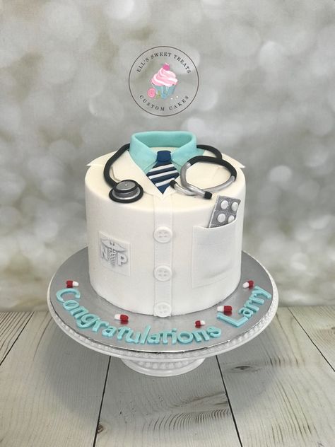 Nurse Practitioner Cake, Doctor Birthday Cake, Doctor Graduation Cake, Medical Cake, Doctor Cake, Graduation Party Cake, Fondant Cake Designs, Cake Pop Decorating, Beautiful Cake Designs