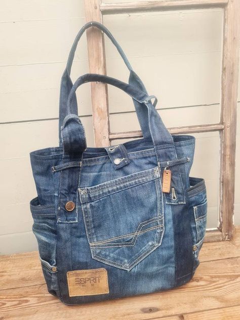 Upcycle Jeans Bag, Reworked Bag, Jean Tote Bag, Upcycled Denim Diy, Diy Bags Jeans, Recycled Jeans Bag, Denim Handbag, Denim Bag Patterns, Coffee Sacks