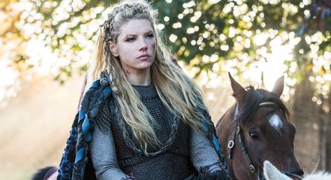 Old Norse Names for girls not only sound awesome but also exude the power and confidence within each letter. Katheryn Winnick Vikings, Lagertha Lothbrok, Lagertha Vikings, Norse Names, Vikings Lagertha, Viking Wallpaper, Vikings Season, Viking Series, Symbole Viking