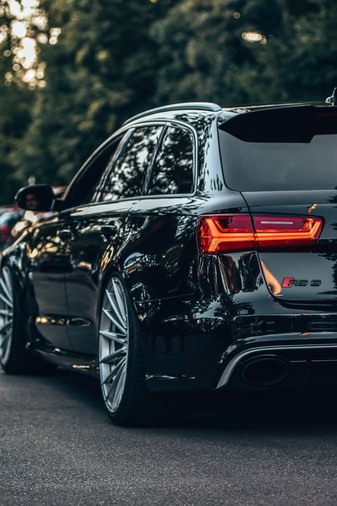 Black Car Wallpaper Hd 1080p, Car Wallpaper Hd 1080p, Black Car Wallpaper, Expensive Car, Automotive Engineering, Audi Rs6, Car Wallpaper, Most Expensive Car, Audi Rs