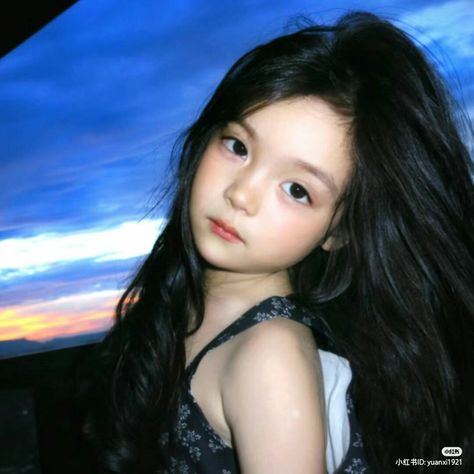 Child Anatomy, Ulzzang Kids, Korean Babies, Baby Fits, Childhood Photos, Cartoon Profile Pics, Girls Fashion Clothes, Classic Dress