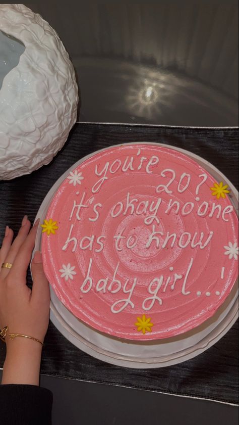 You're 20 Cake, Your 20 Its Okay No One Has To Know Cake, You're 20 Birthday Cake, 20th Birthday Presents, Food Esthetics, College Meal, Medical Graduation, 20 Birthday Cake, 20 Birthday