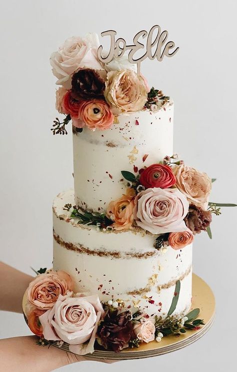 Seminaked Wedding Cake, Ideas Aniversario, Colorful Wedding Cakes, Cake With Flowers, Pretty Wedding Cakes, Summer Wedding Cakes, Creative Wedding Cakes, Diy Wedding Cake, Wedding Cake Pictures