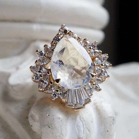 TIPPY TASTE on Instagram: "Swipe to see a video 🥰🤩 We can’t get enough of how majestic the “Hall of Mirrors Moonstone Diamond ring” look. Inspired by the beauty of Versailles in France. Shop it only on TippyTaste.com #tippytaste" Pink Sapphire Diamond Ring, Morganite Diamond Ring, Heirloom Rings, Hall Of Mirrors, Blue Diamond Ring, Pear Ring, Morganite Diamond, Ruby Diamond Rings, Dream Engagement