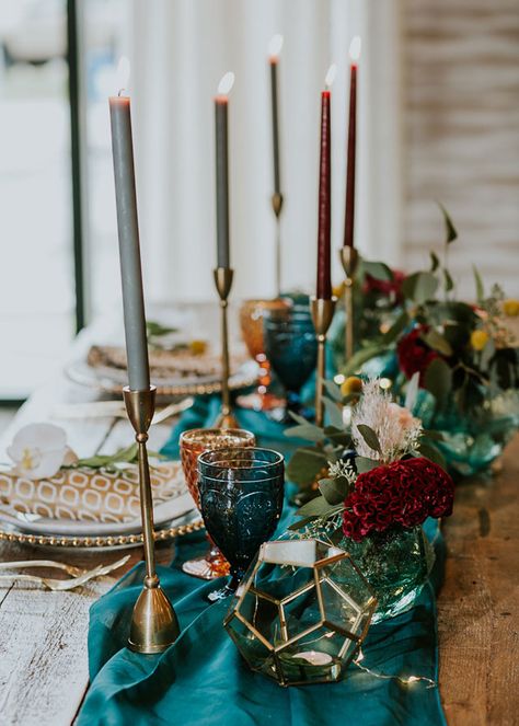 Gold Wedding Ideas, Navy Gold Wedding, Jewel Tone Wedding, Moody Wedding, Wedding Winter, Theme Color, Glamorous Wedding, Perfect Palette, Wedding Mood